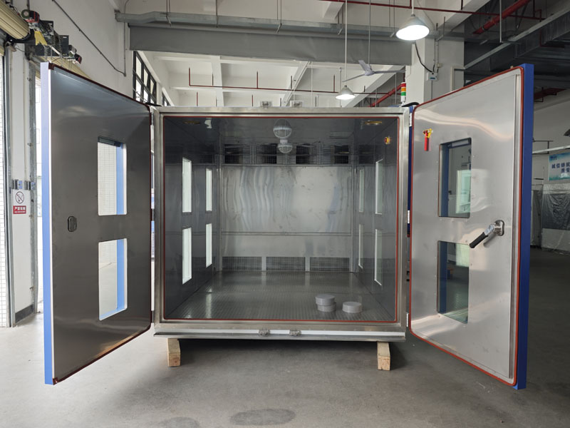 冷凍集裝箱漏熱實驗室的熱漏試驗(圖1) 冷凍集裝箱漏熱實驗室的熱漏試驗(圖1)