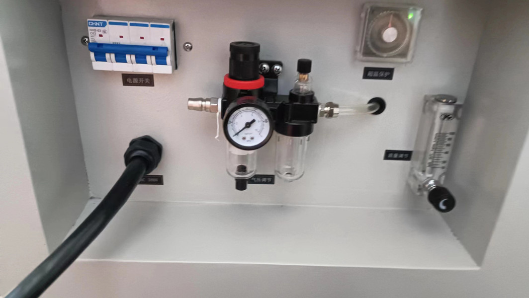 抗氧化真空烤箱(圖3) 抗氧化真空烤箱(圖3)